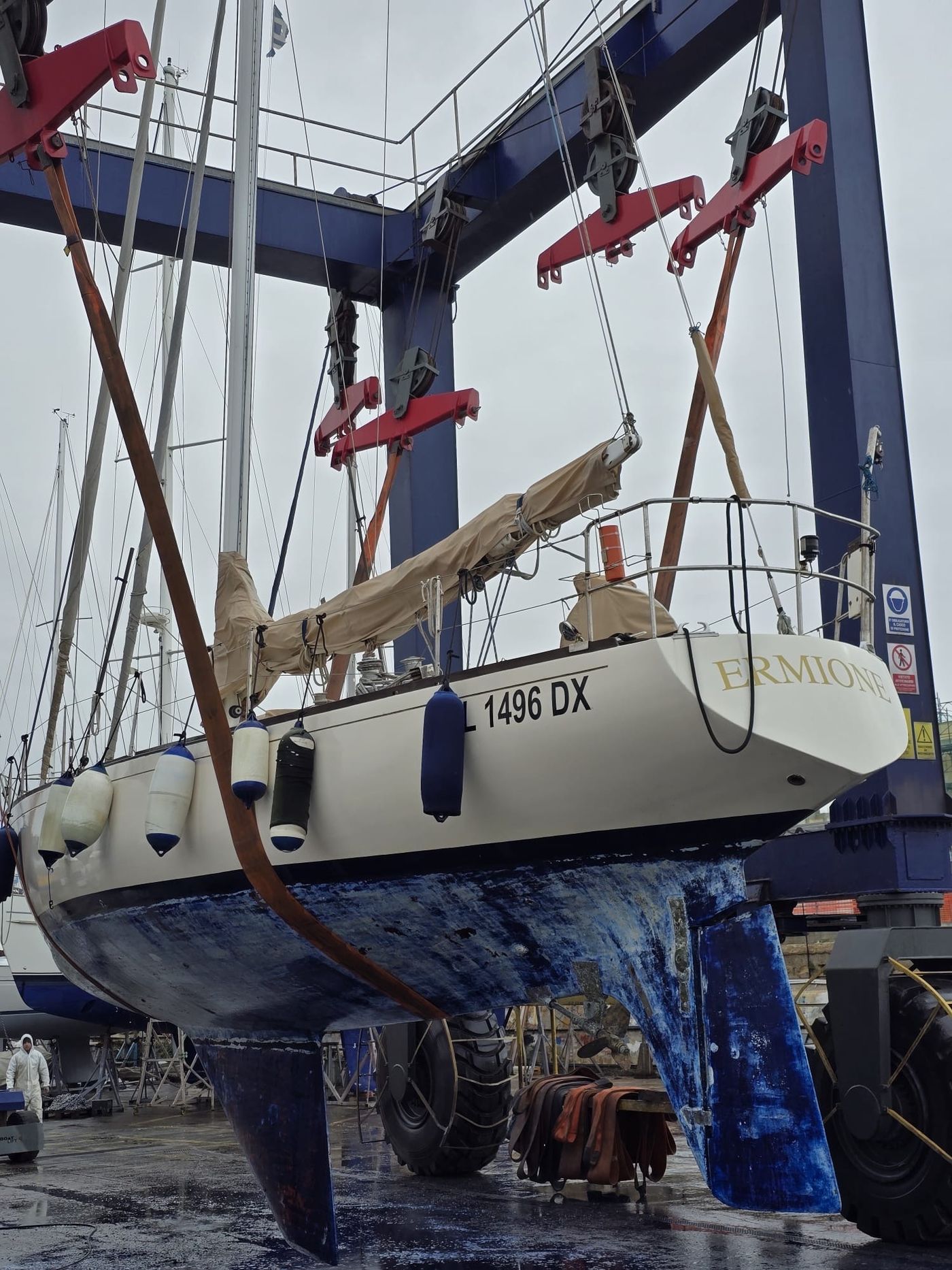 Barca a vela Ermione